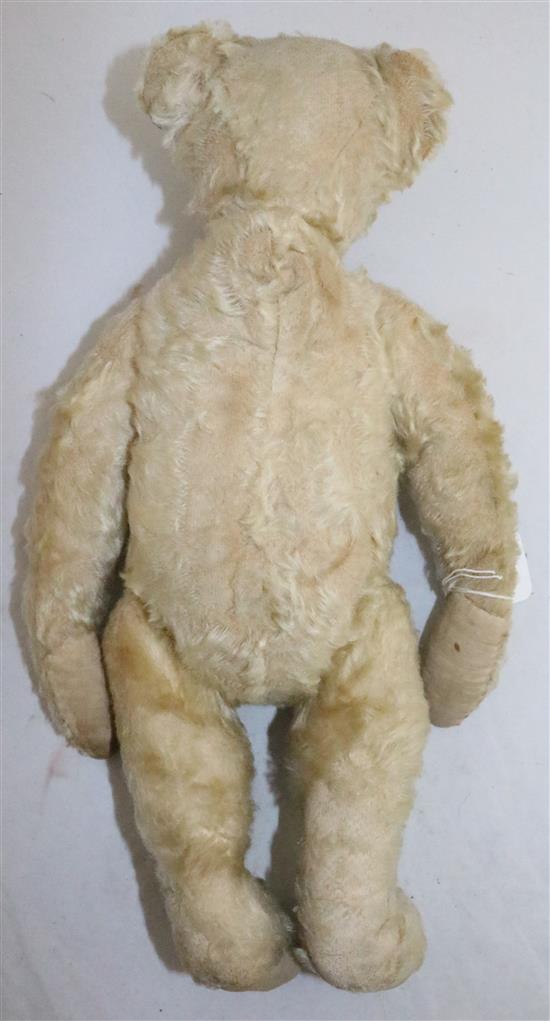 An early Steiff teddy bear, blank button c.1904, 16in.